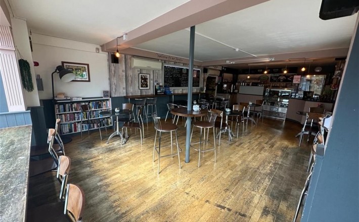 Barnes Coffee Shop