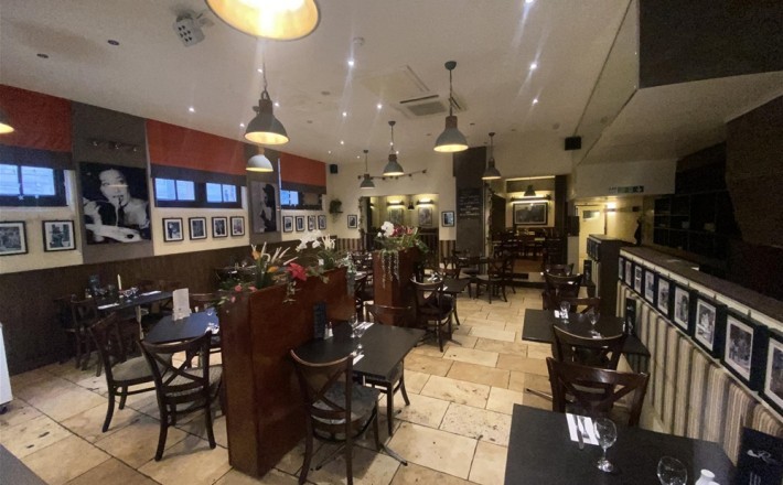Roberto's Restaurant, Batley