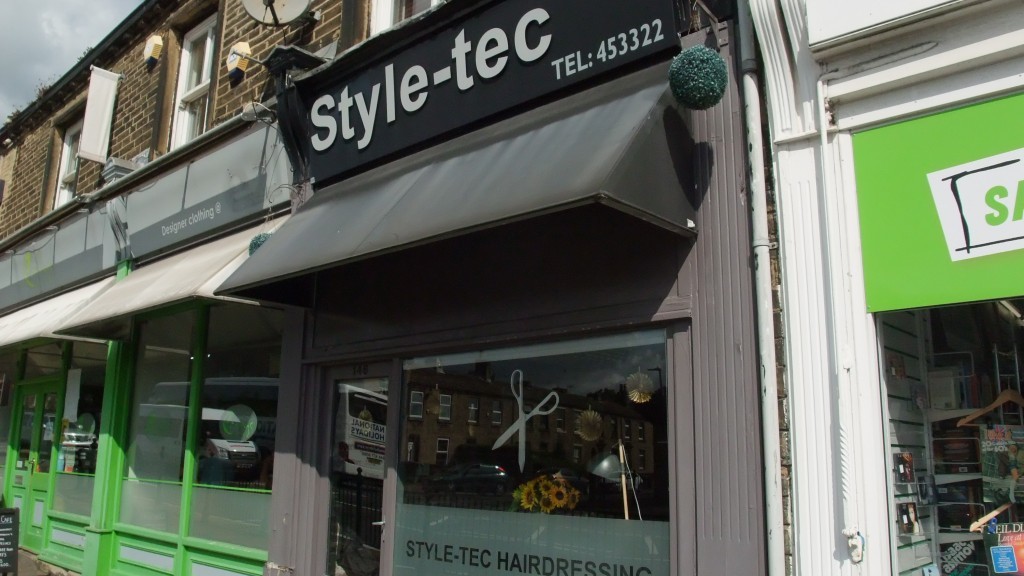 Walk in hair salons picture